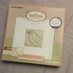 Dimensions Sparrow Embroidery Kit